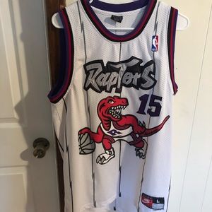 Vince Carter Raptors throwback jersey